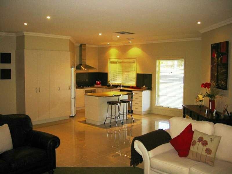 53 BUTCHER STREET, Strathdale VIC 3550