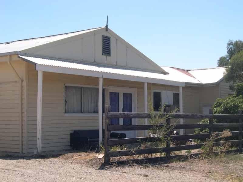 17 REGENT STREET, Kangaroo Flat VIC 3555