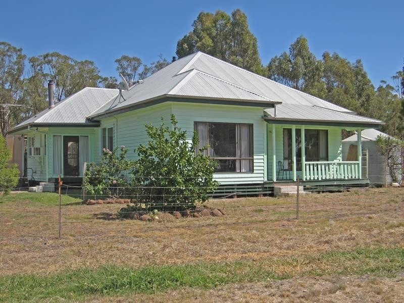 205 VOSTI ROAD, Myers Flat VIC 3556