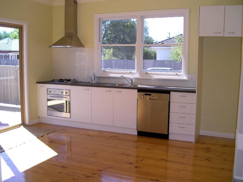 22 CARPENTER STREET, Kangaroo Flat VIC 3555