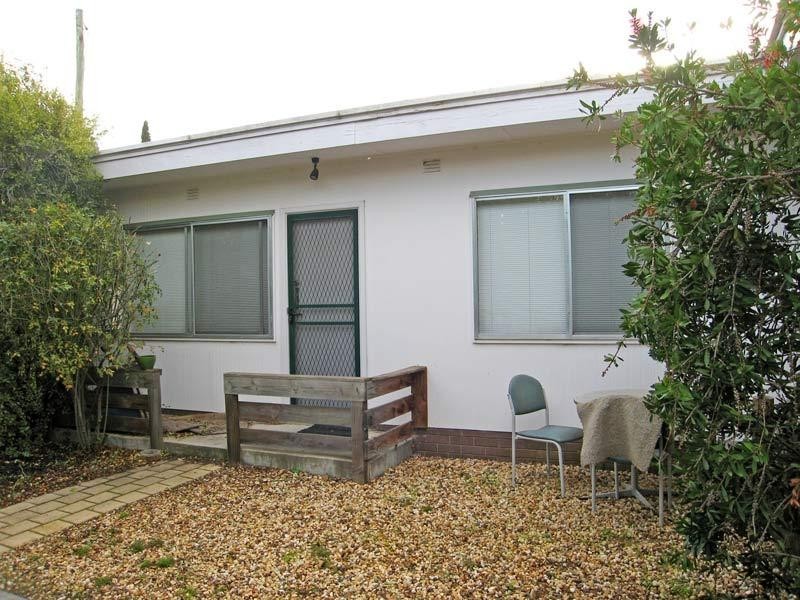 8A /8 B Caledonia Street, Bendigo VIC 3550