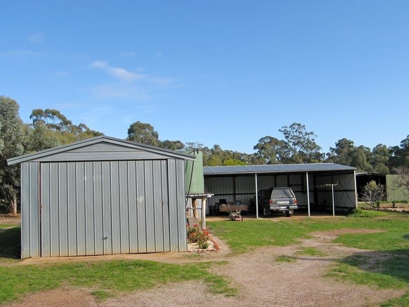 223 TARNAGULLA – EDDINGTON ROAD, Laanecoorie VIC 3463