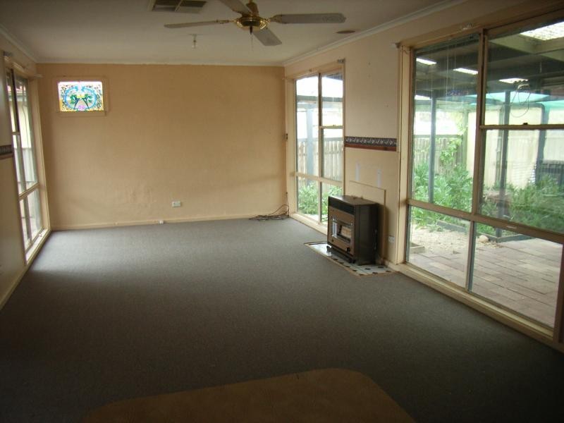 3 DAVIES COURT, Eaglehawk VIC 3556