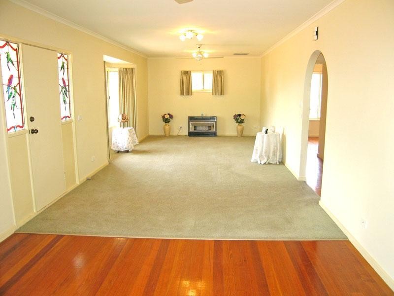 4 Bonnie Brae Court, Spring Gully VIC 3550