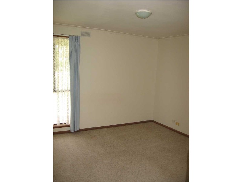 1 APSLEY STREET, Strathfieldsaye VIC 3551