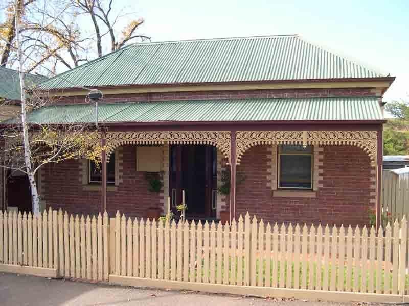 43 CARPENTER STREET, Quarry Hill VIC 3550