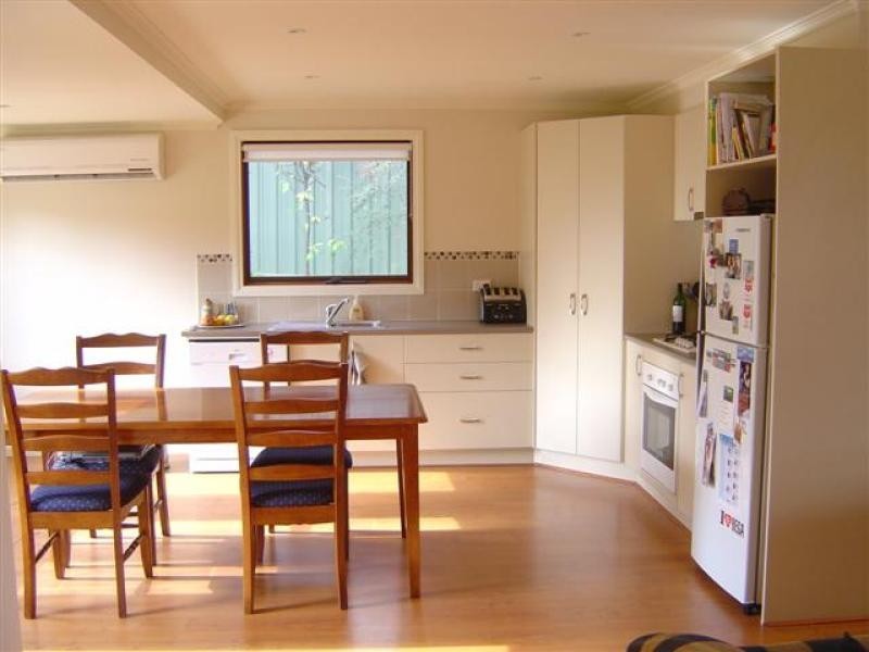 13 VICTORIA STREET, Ironbark VIC 3550