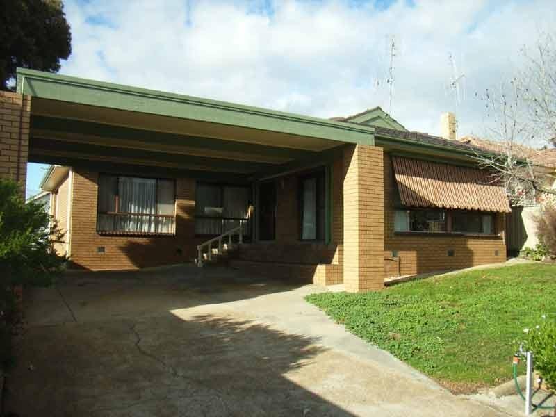 41 MARSHALL CRESCENT, Kennington VIC 3550