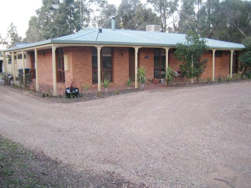 253 GUYS HILL ROAD, Strathfieldsaye VIC 3551