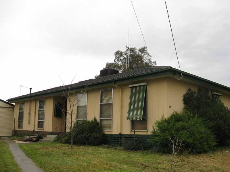 12 Oswald Street, Eaglehawk VIC 3556
