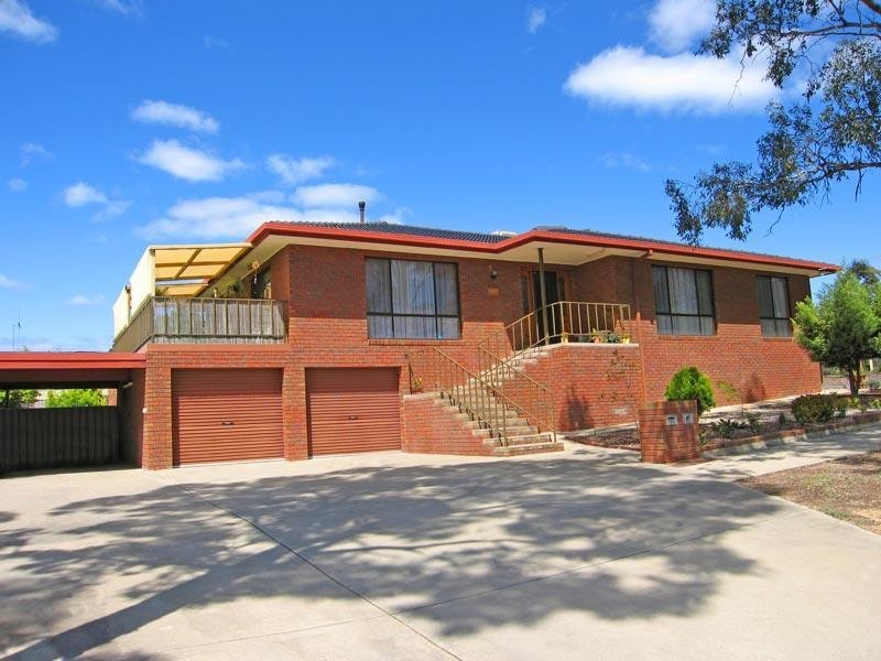 105 Symonds Street, Golden Square VIC 3555