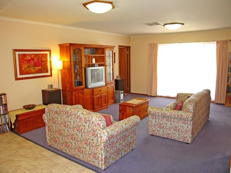 105 Symonds Street, Golden Square VIC 3555