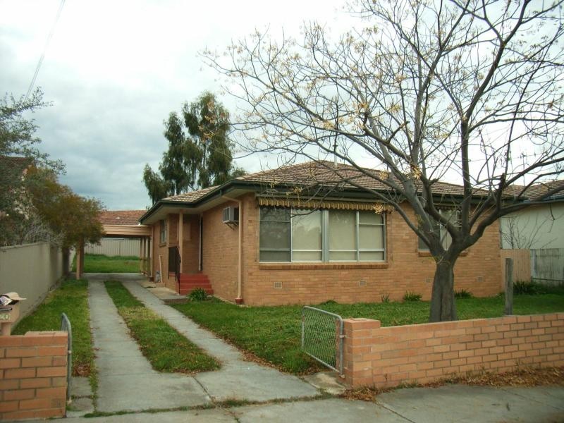 20 Owen Street, Kennington VIC 3550