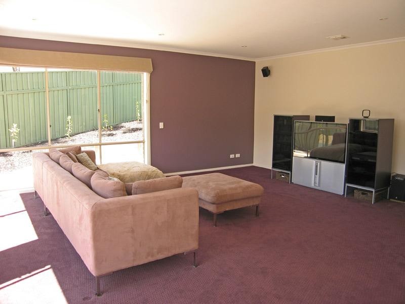 7 Federation Terrace, Kennington VIC 3550
