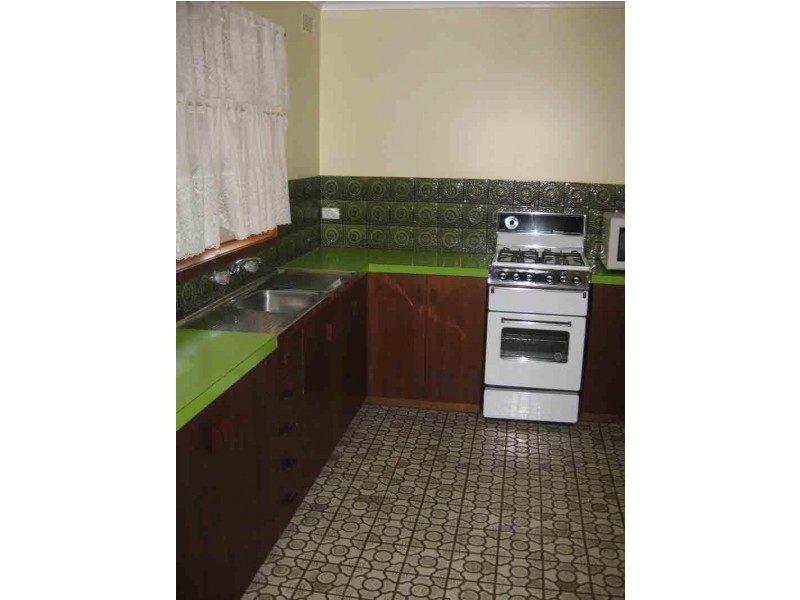 4/33 Hayes Street, Ironbark VIC 3550