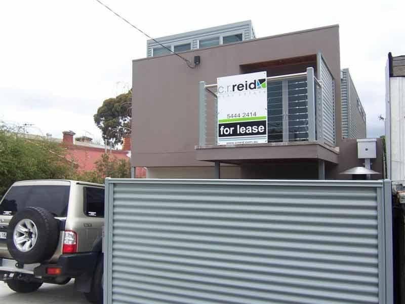 15 Gladstone Street, Quarry Hill VIC 3550