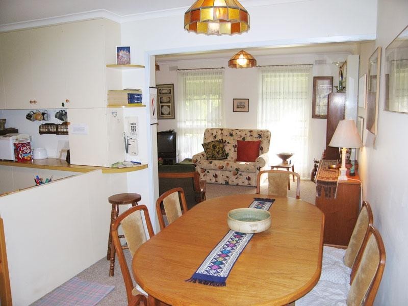 213 Neale Street, Flora Hill VIC 3550