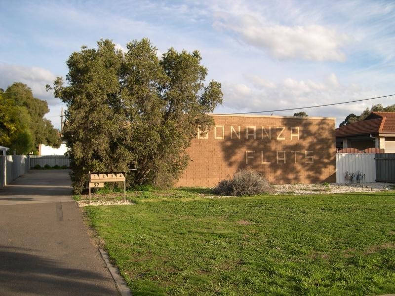 1/57 Lockwood Road, Kangaroo Flat VIC 3555