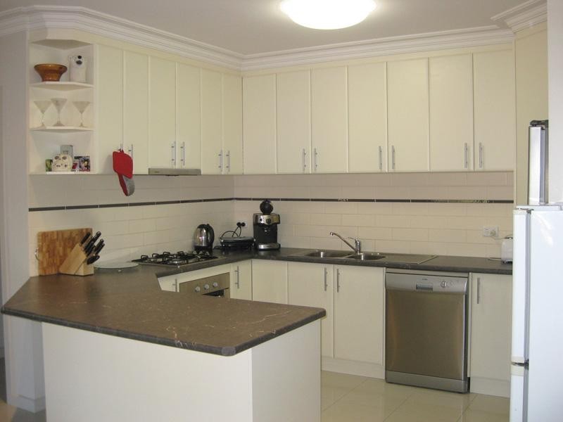 8 Medika Avenue, Kangaroo Flat VIC 3555