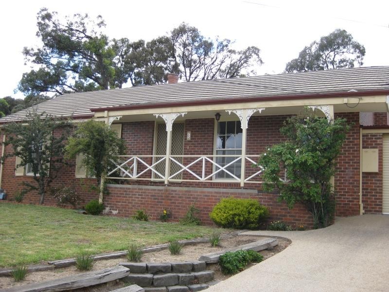 3 Allison Street, Kennington VIC 3550