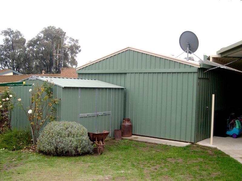 25 Yeramba Close, Strathdale VIC 3550