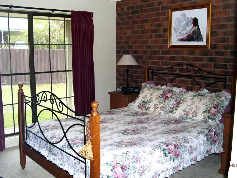 25 Yeramba Close, Strathdale VIC 3550