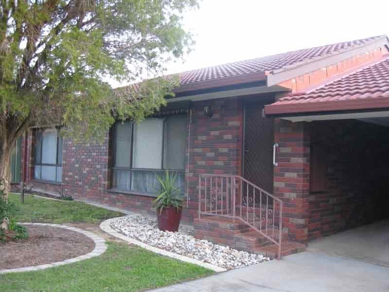 2/6 Clarke Street, Kennington VIC 3550