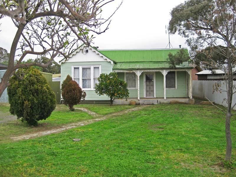 1 Farnsworth Street, Eaglehawk VIC 3556