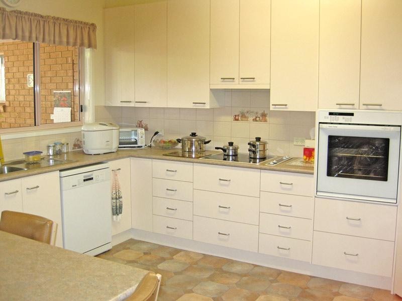 14 Bourke Drive, Strathdale VIC 3550