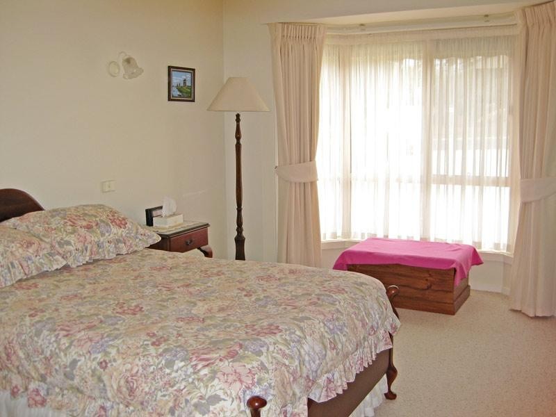 14 Bourke Drive, Strathdale VIC 3550