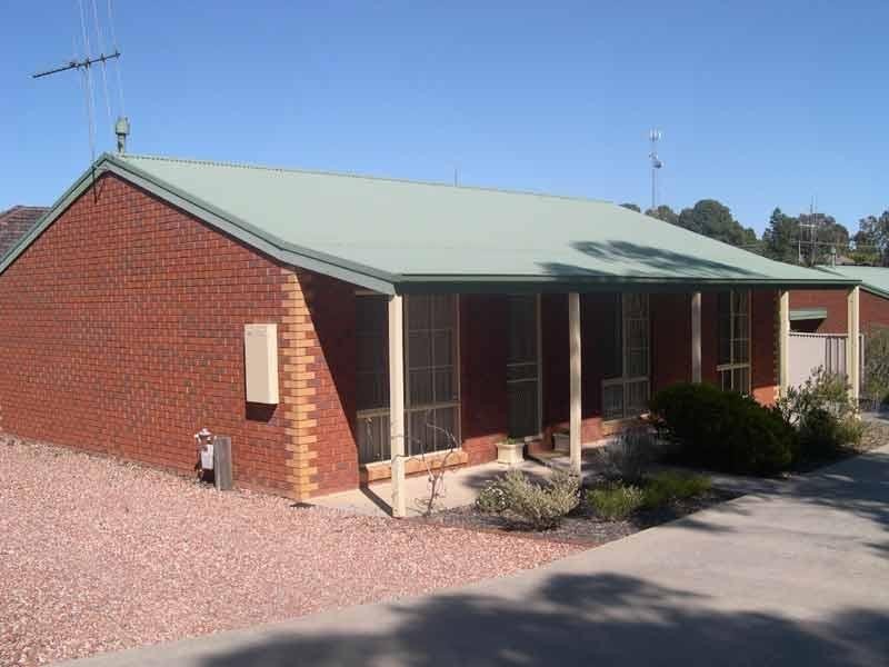 1/28 Inglewood Street, Golden Square VIC 3555