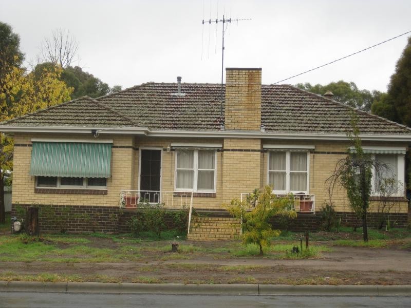 31 Mandurang Road, Spring Gully VIC 3550