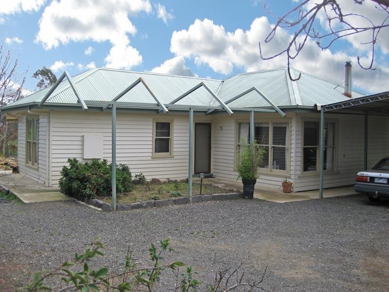 64 Emu Creek Road, Strathfieldsaye VIC 3551
