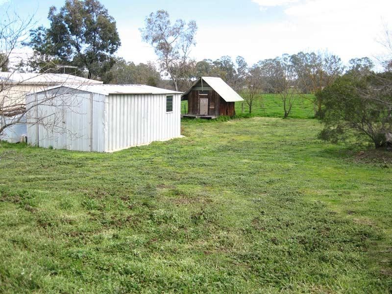 64 Emu Creek Road, Strathfieldsaye VIC 3551