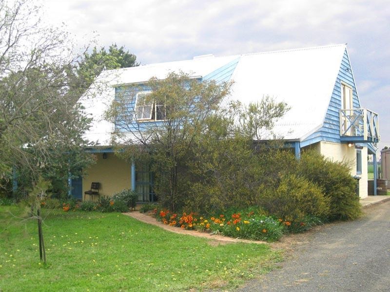 36 Pine Grove, Goornong VIC 3557