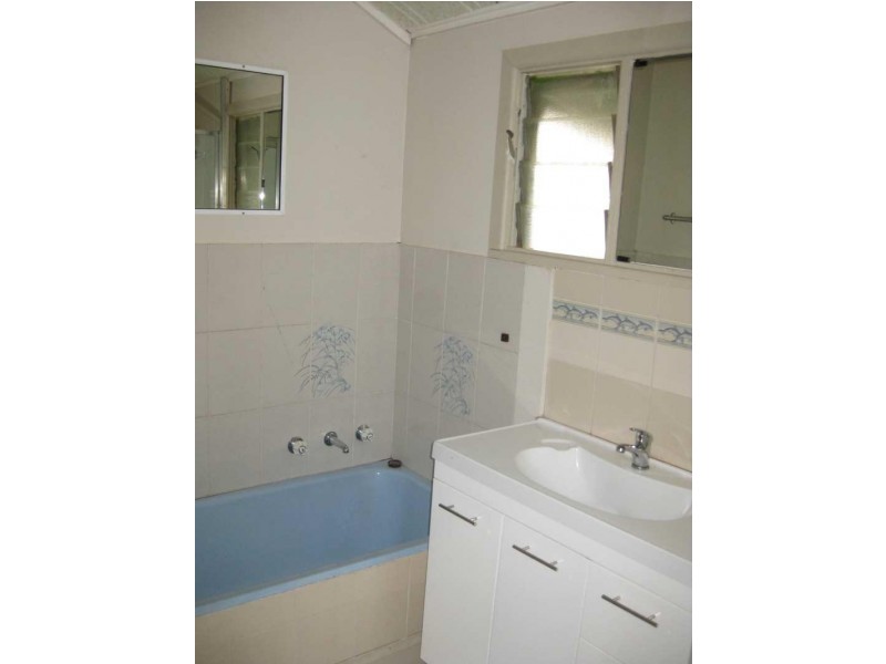 52 Booth Street, Golden Square VIC 3555