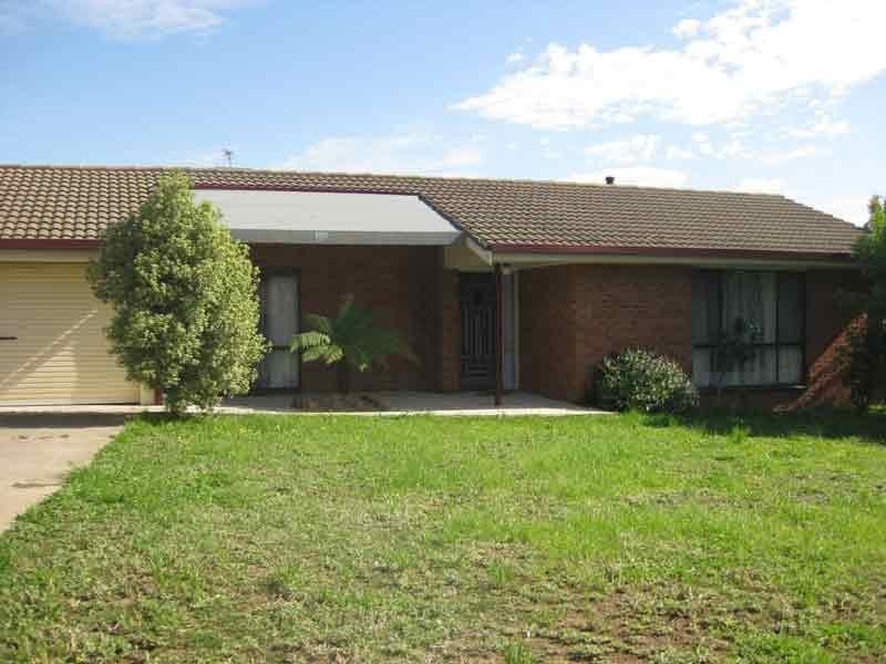 5 Metro Court, Strathdale VIC 3550