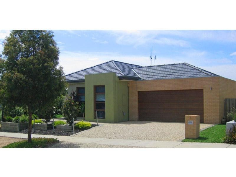 4 Medika Avenue, Kangaroo Flat VIC 3555