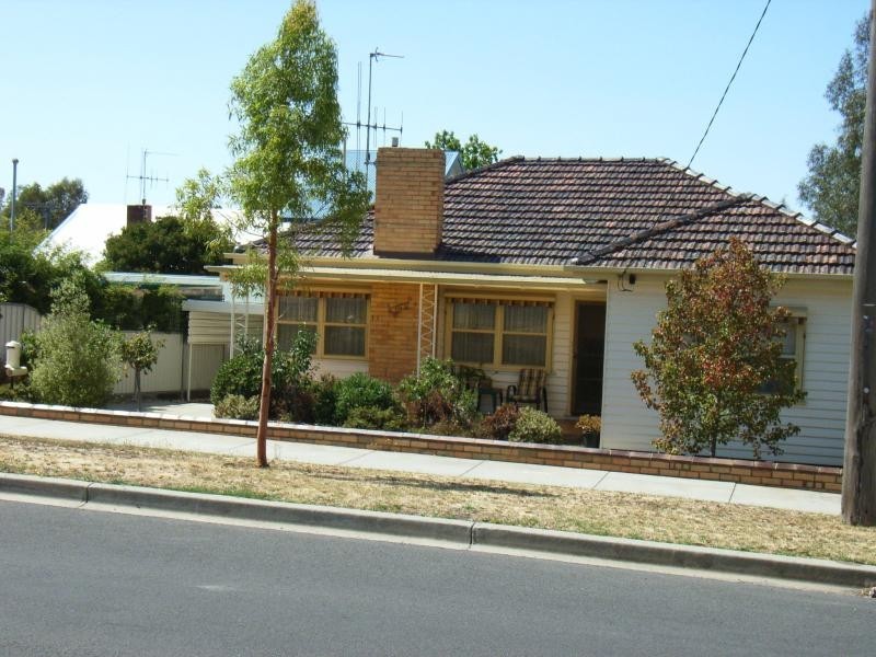 1 Burrowes Street, Golden Square VIC 3555