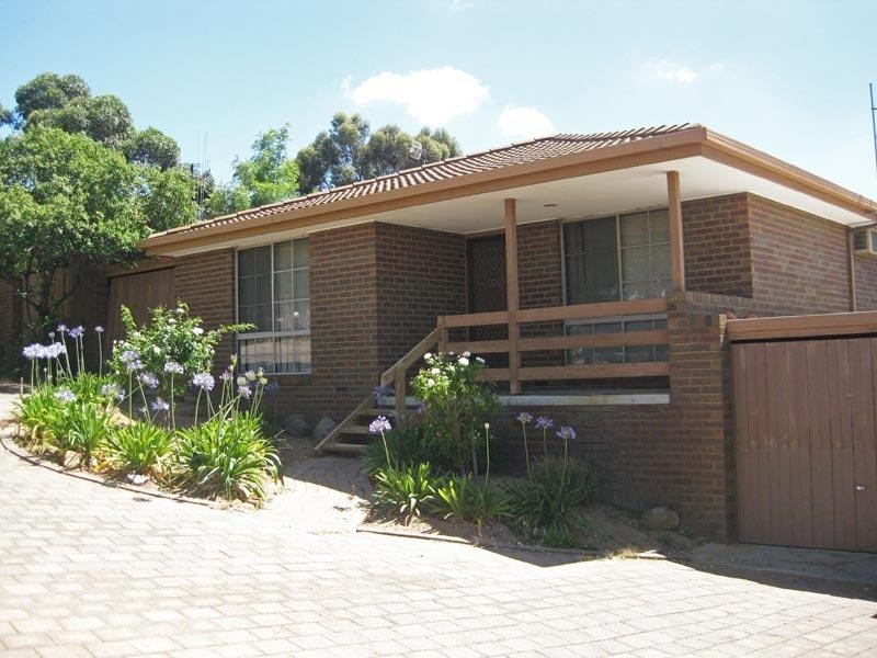 Unit 3/46 Mackenzie Street West, Golden Square VIC 3555