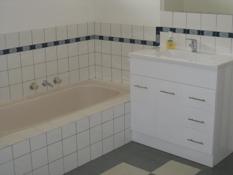 112 A Harley Street, Strathdale VIC 3550