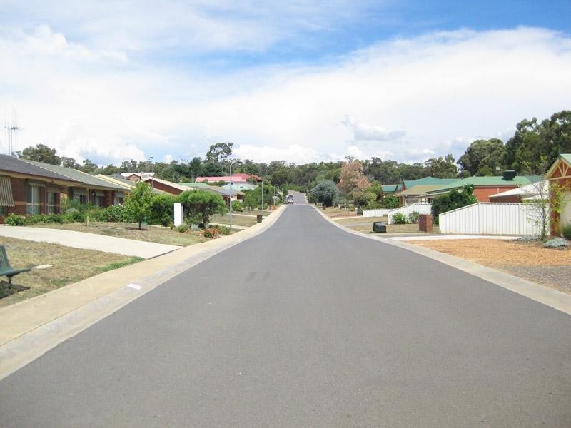 79 Broad Parade (Bendigo Retirement Village), Spring Gully VIC 3550