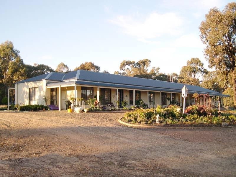 268 Atlas Road, Junortoun VIC 3551