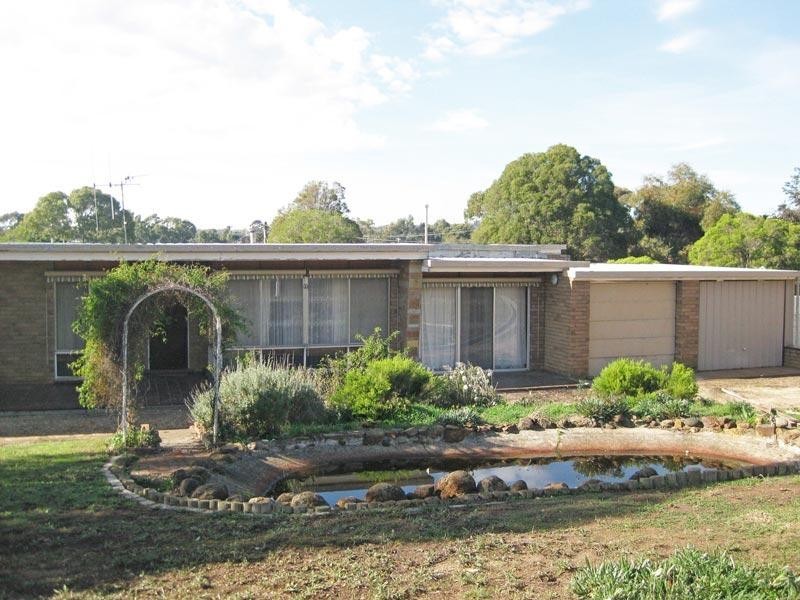 1 Frencham Street, Golden Square VIC 3555