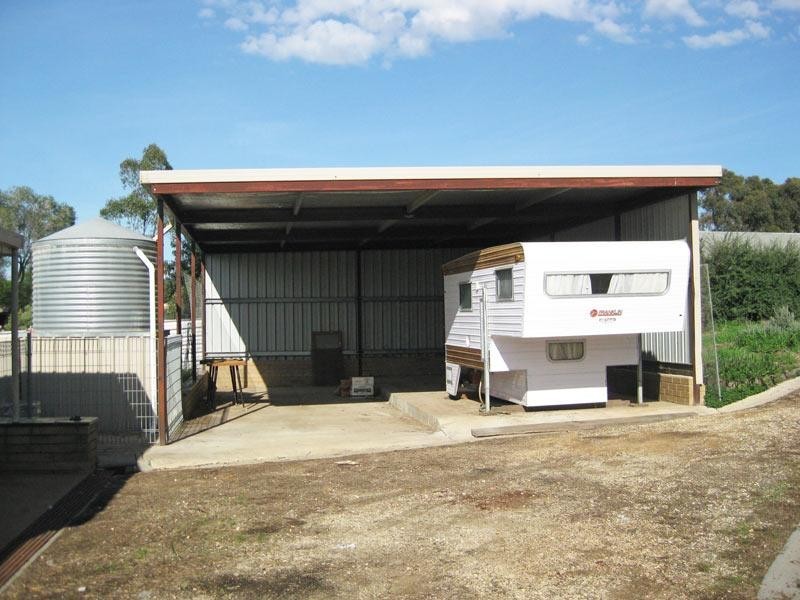 1 Frencham Street, Golden Square VIC 3555