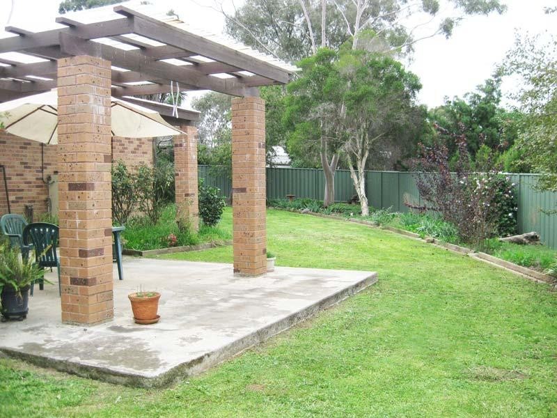 8 Park Avenue, Golden Square VIC 3555