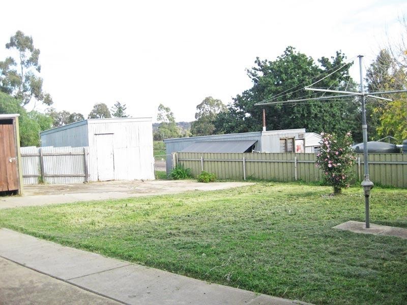 93 Eaglehawk Road, Bendigo VIC 3550