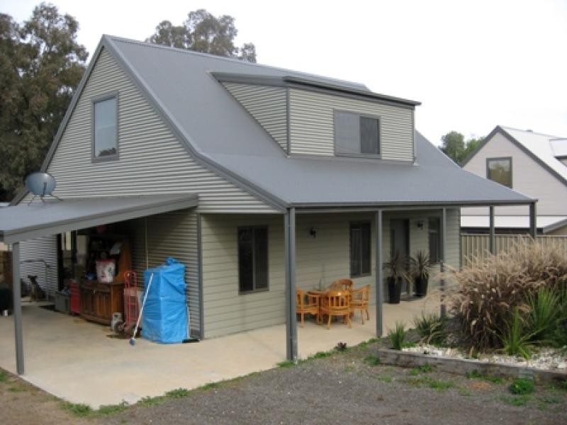 9 Franklin Street, Sailors Gully VIC 3556