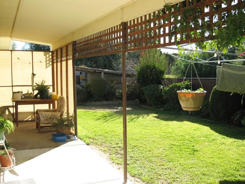 32 Fifth Avenue, White Hills VIC 3550