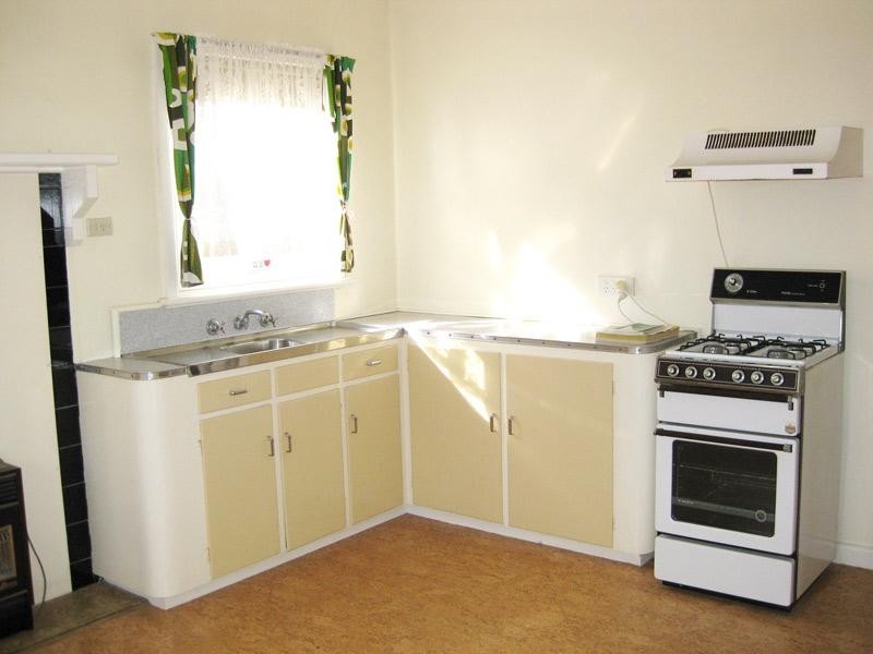 12 Kneebone Street, Eaglehawk VIC 3556